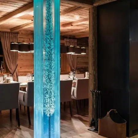 别墅 Chalet With Ski In Ski Out Access And Sauna *